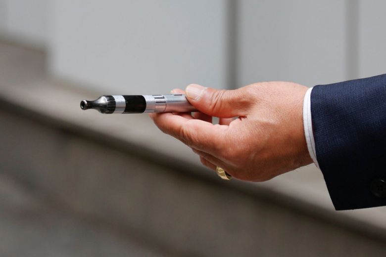 Belgium reports first death from vaping